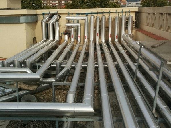 Instalaciones hidráulicas del circuito de climatización en edificio sector público JC 33 Barcelona - imagen 3